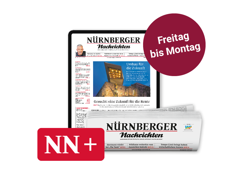 Zwei Personen lesen digitale Ausgabe der Tageszeitung auf Tablet.